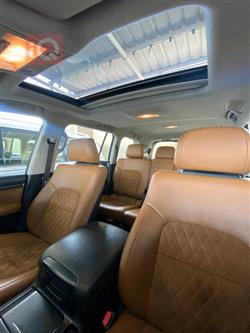 تۆیۆتا لاند کروزەر